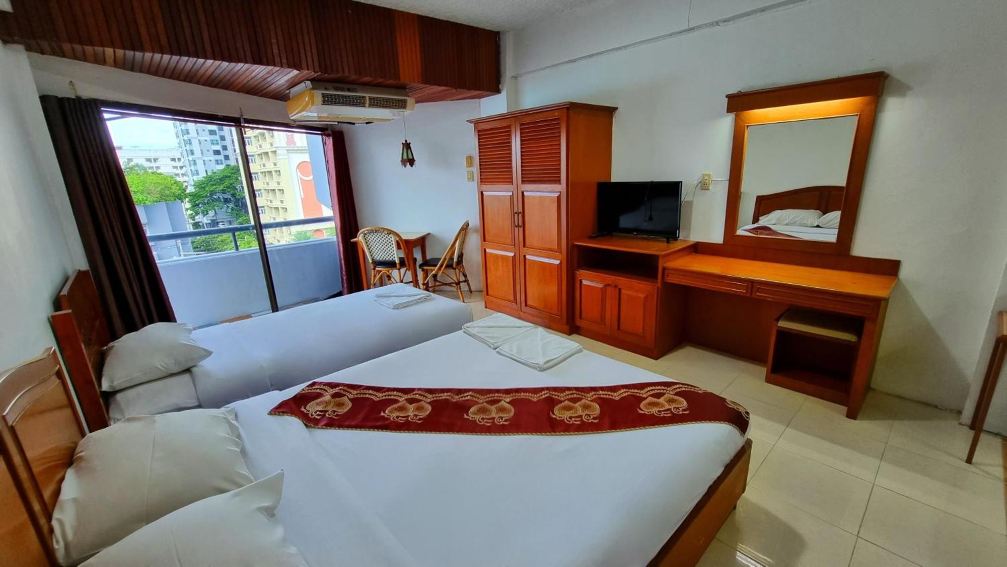 Arcadia Mansion Otel Pattaya Dış mekan fotoğraf
